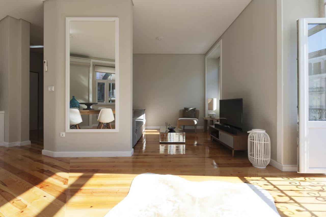 Apartamento Andrade ลิสบอน ภายนอก รูปภาพ