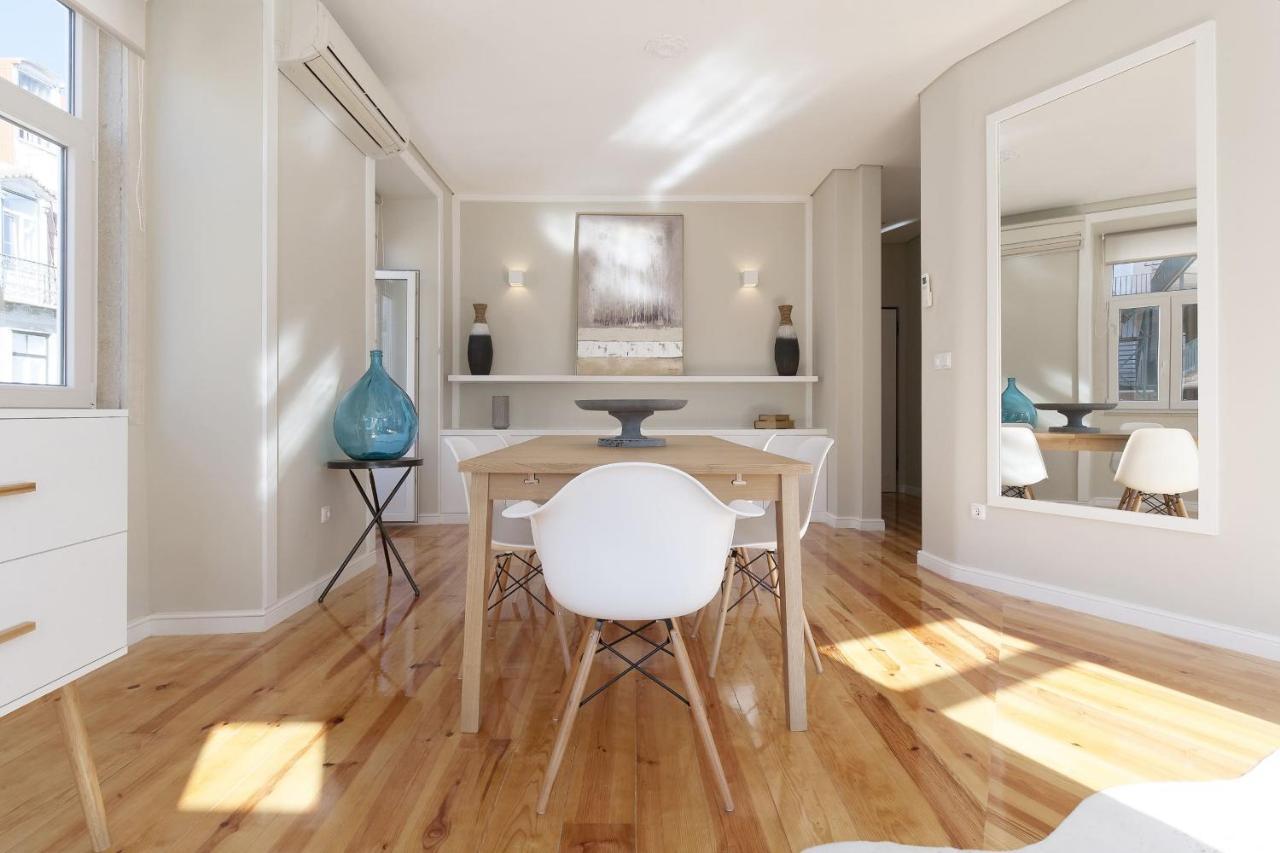 Apartamento Andrade ลิสบอน ภายนอก รูปภาพ