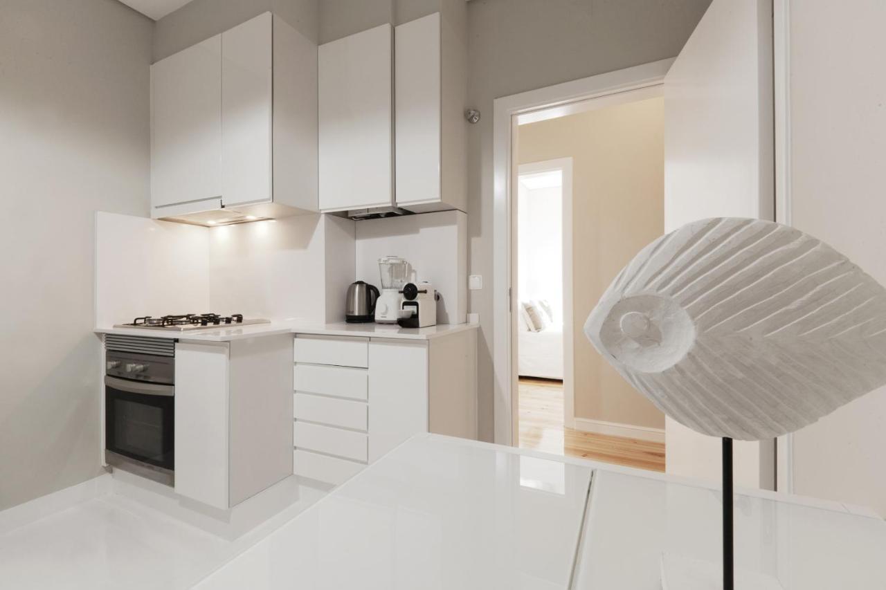 Apartamento Andrade ลิสบอน ภายนอก รูปภาพ