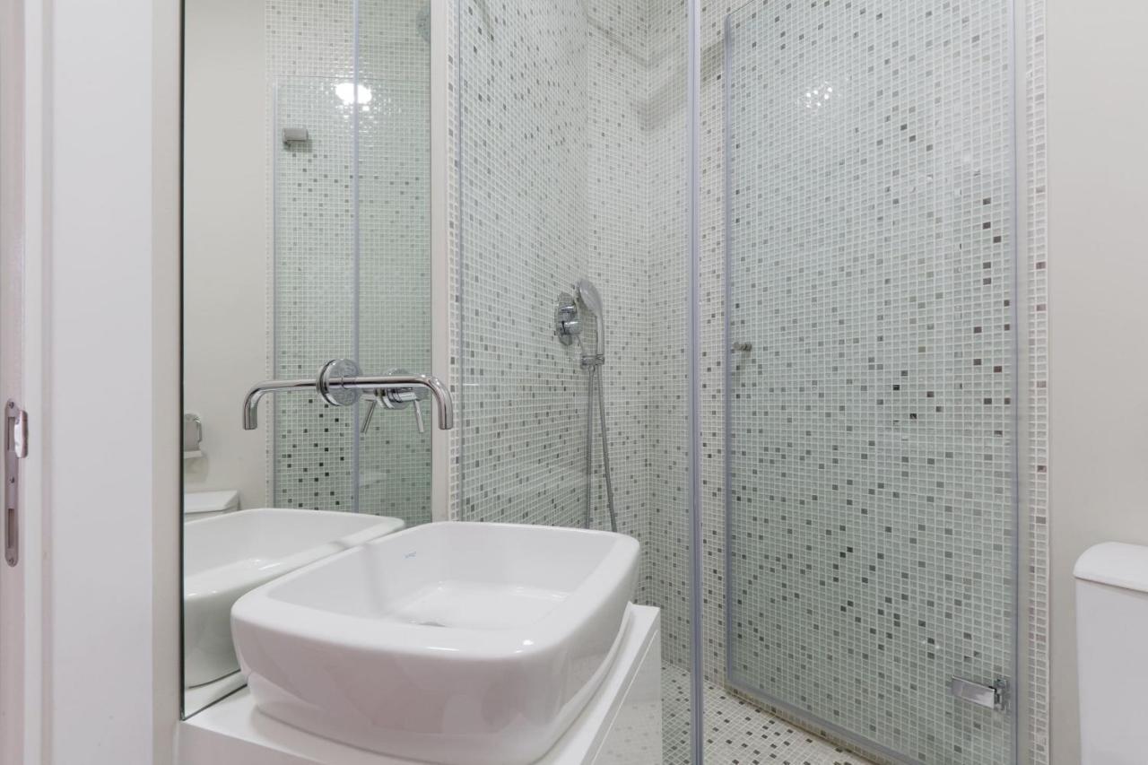 Apartamento Andrade ลิสบอน ภายนอก รูปภาพ